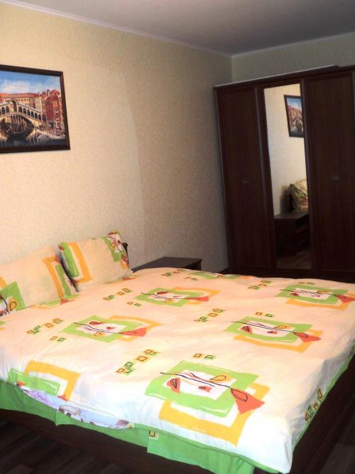 Rent out 1-room apartment. Днепропетровск, Малиновского Маршала — photo 2