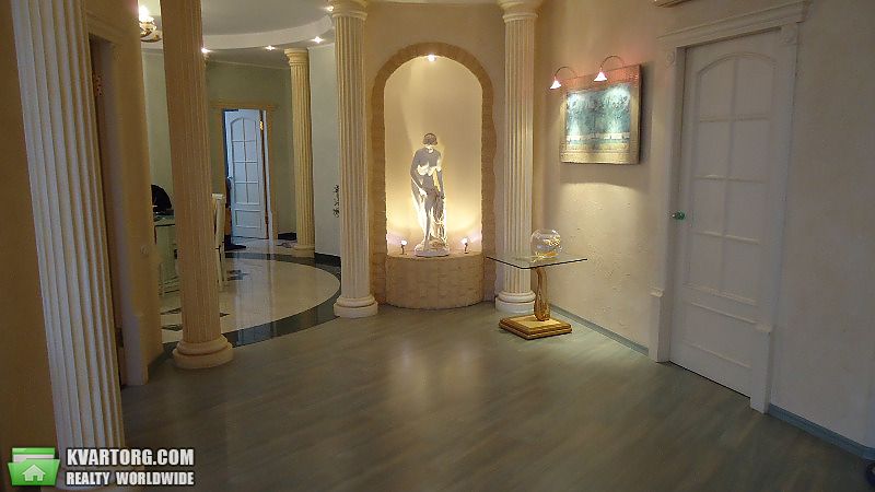 Rent out 3-room apartment. Одесса, проспект Шевченка — photo 1