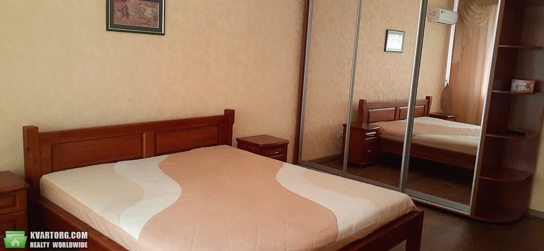 Rent out 3-room apartment. Киев,  Гришко — photo 2