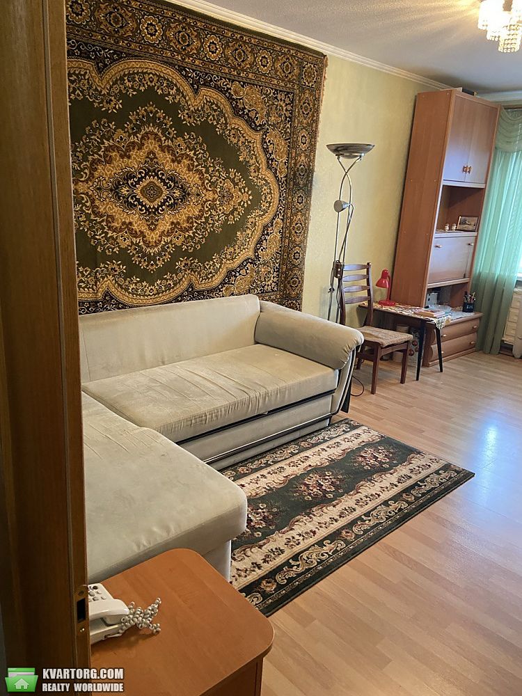 Rent out 1-room apartment. Киев,  Севастопольская — photo 1