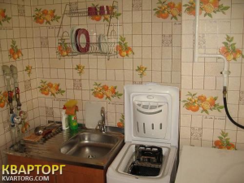 Sell 1-room apartment. Киев,  Дегтяревская — photo 2