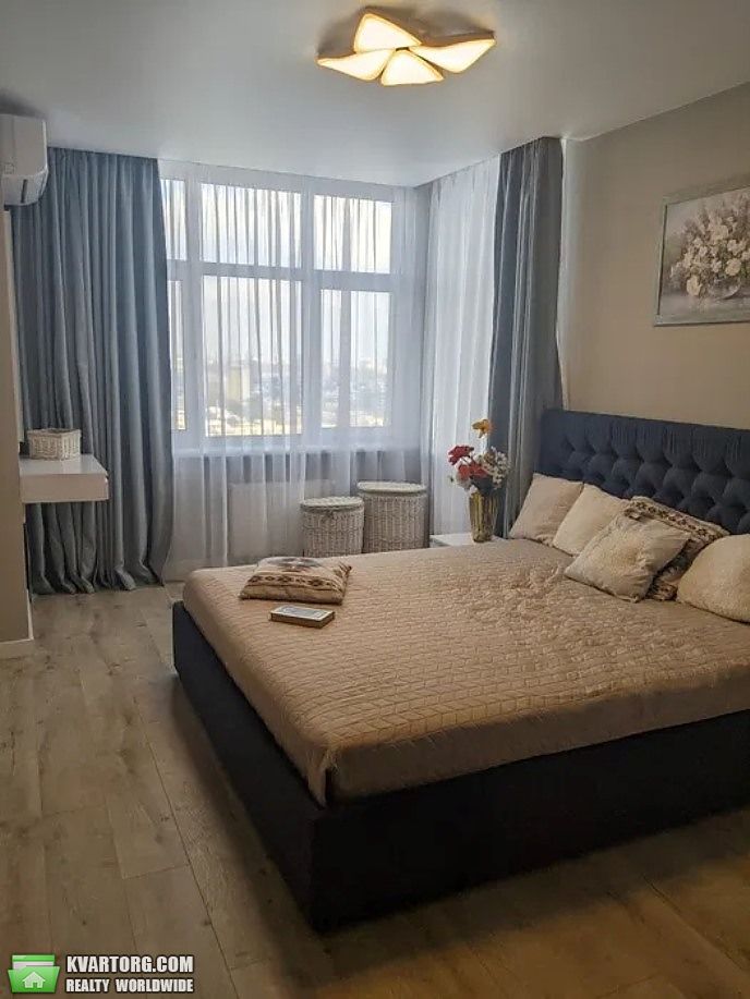 Sell 2-room apartment. Киев, Володи Дубинина 2 — photo 9