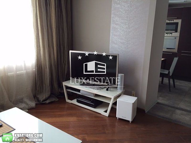 Rent out 2-room apartment. Киев,  Ломоносова — photo 4