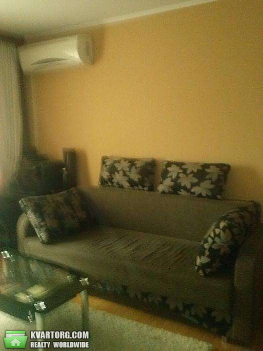 Sell 3-room apartment. Киев,  Жмеринская — photo 2