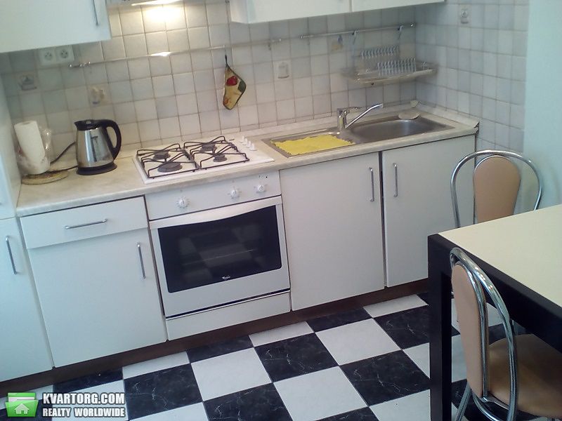 Rent out 2-room apartment. Киев,  Грушевского — photo 7