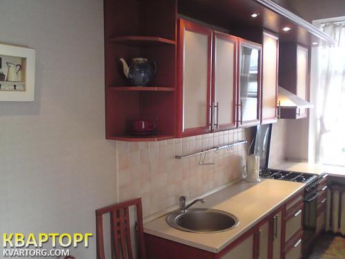 Rent out 2-room apartment. Киев,  Чапаева — photo 4