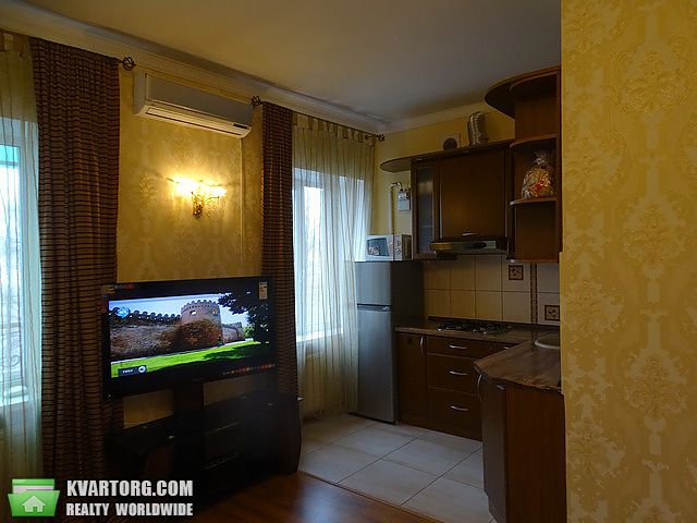 Rent out 2-room apartment. Одесса,  Нахимова — photo 1