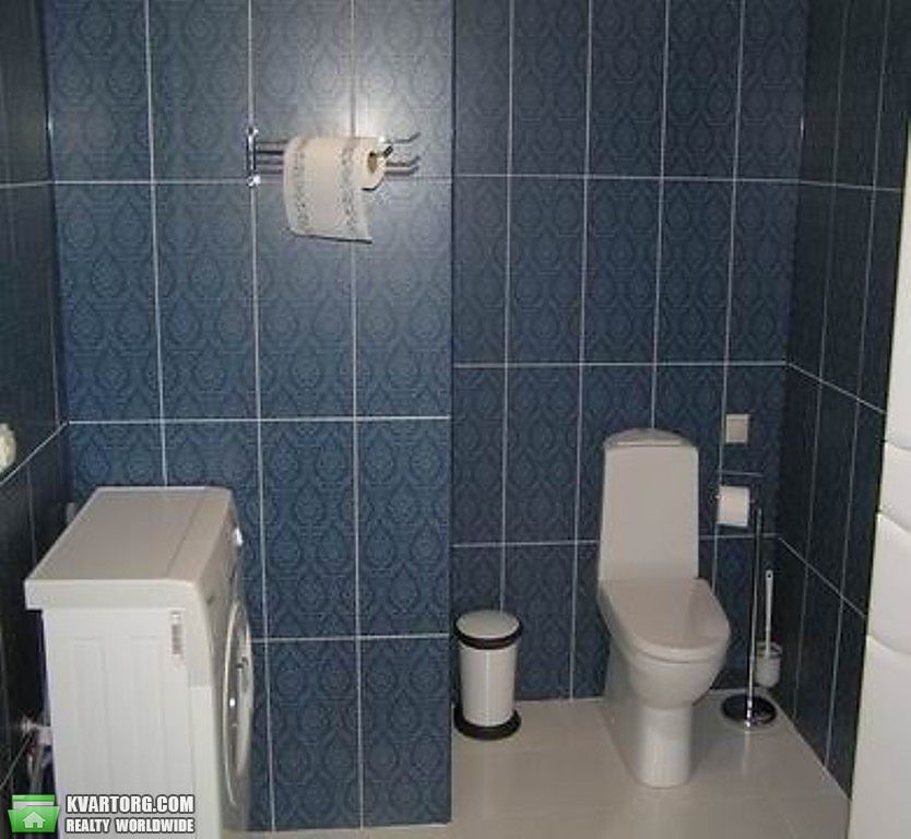 Rent out 2-room apartment. Киев,  Жилянская — photo 9