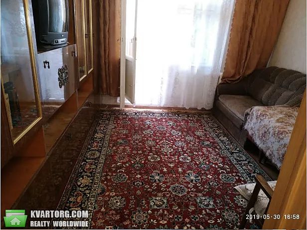 Rent out 2-room apartment. Киев,  Руденко — photo 4