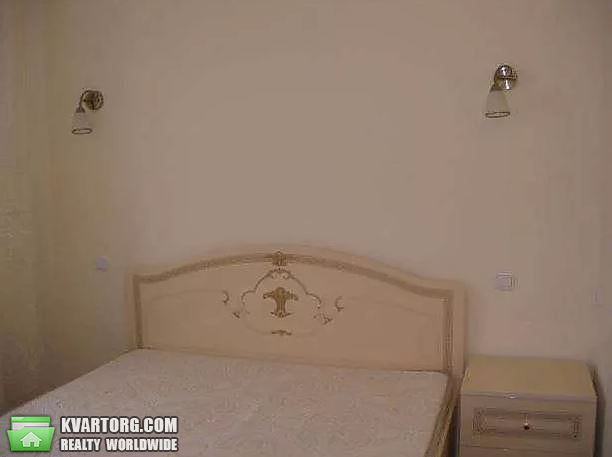 Rent out 2-room apartment. Киев,  Гмыри — photo 8
