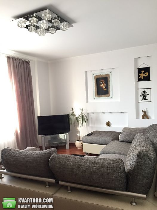 Rent out 2-room apartment. Киев,  Кошица — photo 6