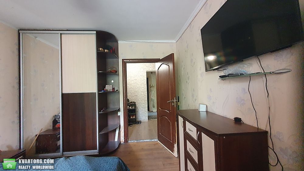Sell 4-room apartment. Киев,  Приречная — photo 2