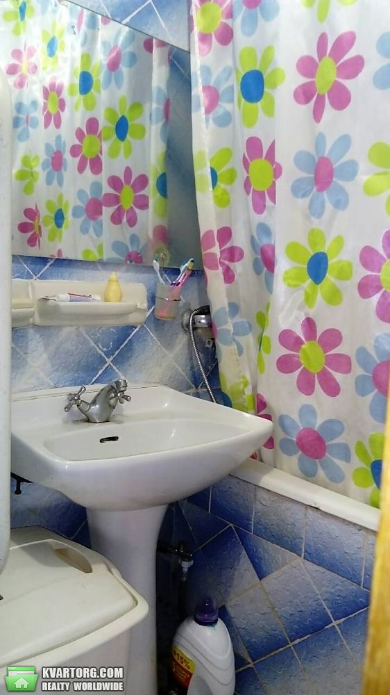 Sell 3-room apartment. Киев, Радужная ул. — photo 2