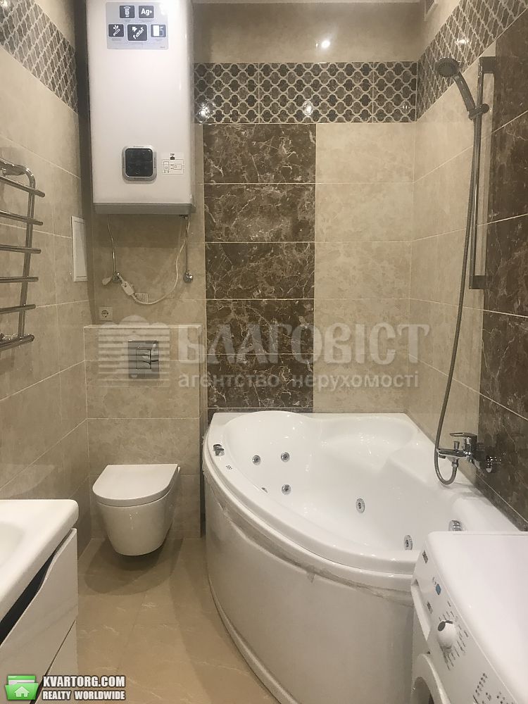 Rent out 2-room apartment. Киев,  Барбюса — photo 5