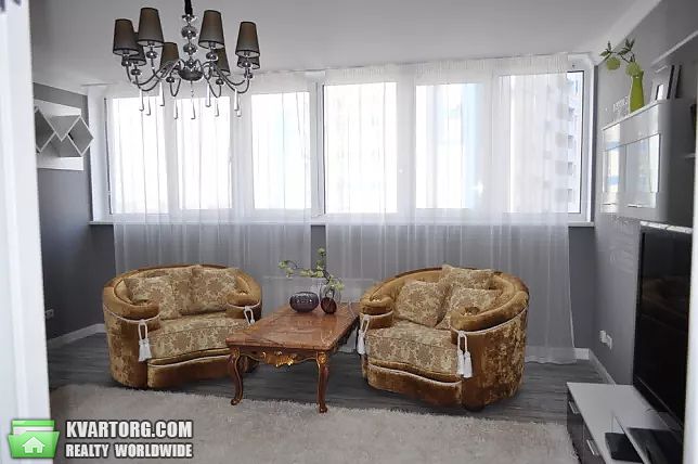 Rent out 3-room apartment. Киев, Сикорского — photo 10