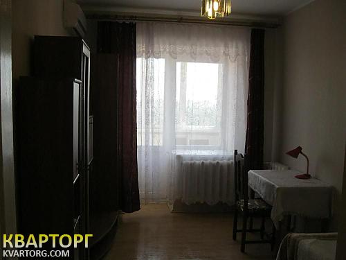 Rent out 2-room apartment. Киев, Отдыха ул. — photo 2
