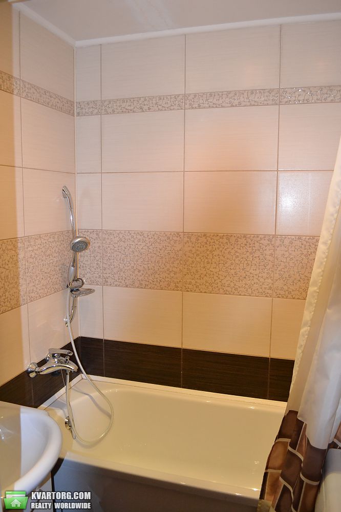 Rent out 1-room apartment. Киев, Первомайского Леонида — photo 7