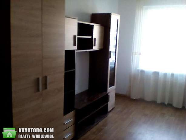Rent out 1-room apartment. Киев,  Гмыри — photo 1