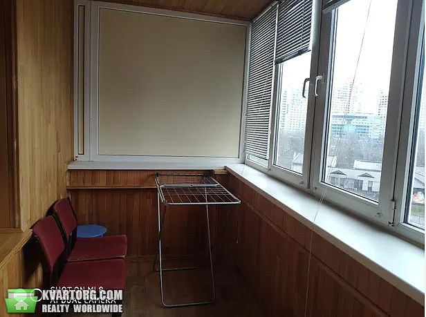 Rent out 2-room apartment. Киев,  Срибнокильская — photo 7
