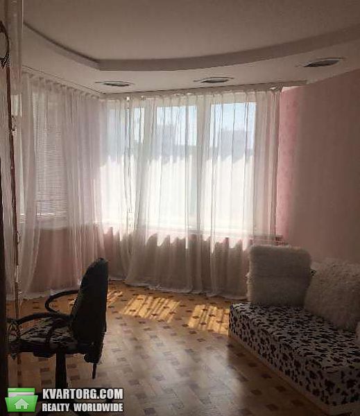 Rent out 2-room apartment. Киев, Харьковское Шоссе — photo 9