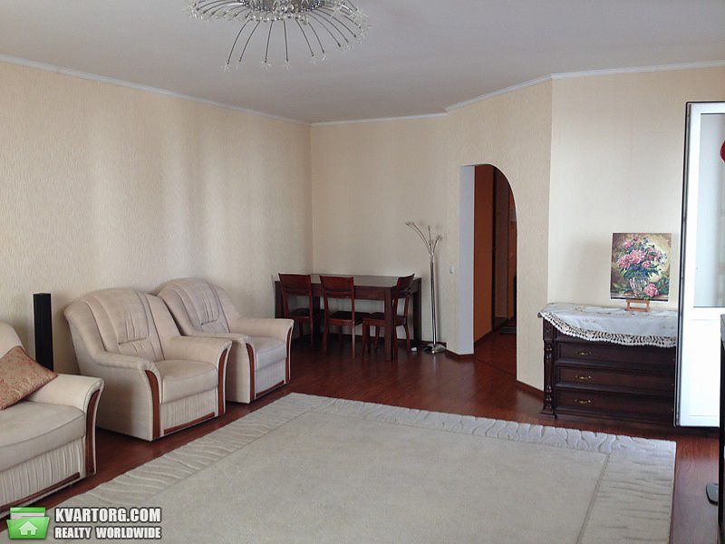 Sell 3-room apartment. Киев,  Срибнокильская — photo 1