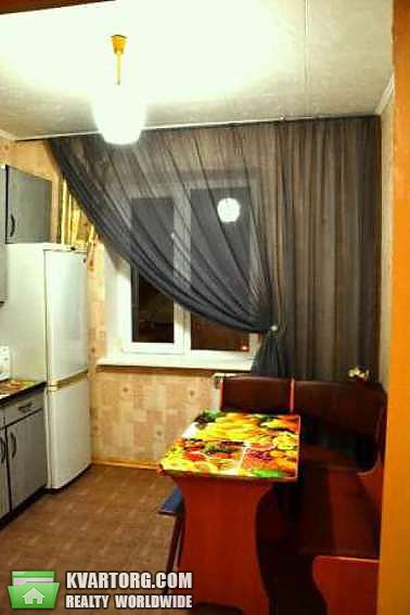 Sell 2-room apartment. Киев,  Срибнокильская — photo 4