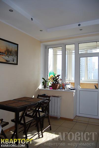 Sell 1-room apartment. Киев, Бажана — photo 2