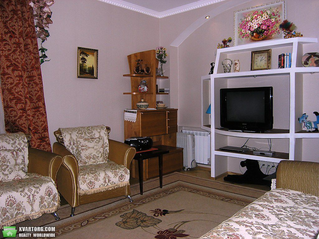 Rent out 2-room apartment. Киев,  Большая Васильковская — photo 5