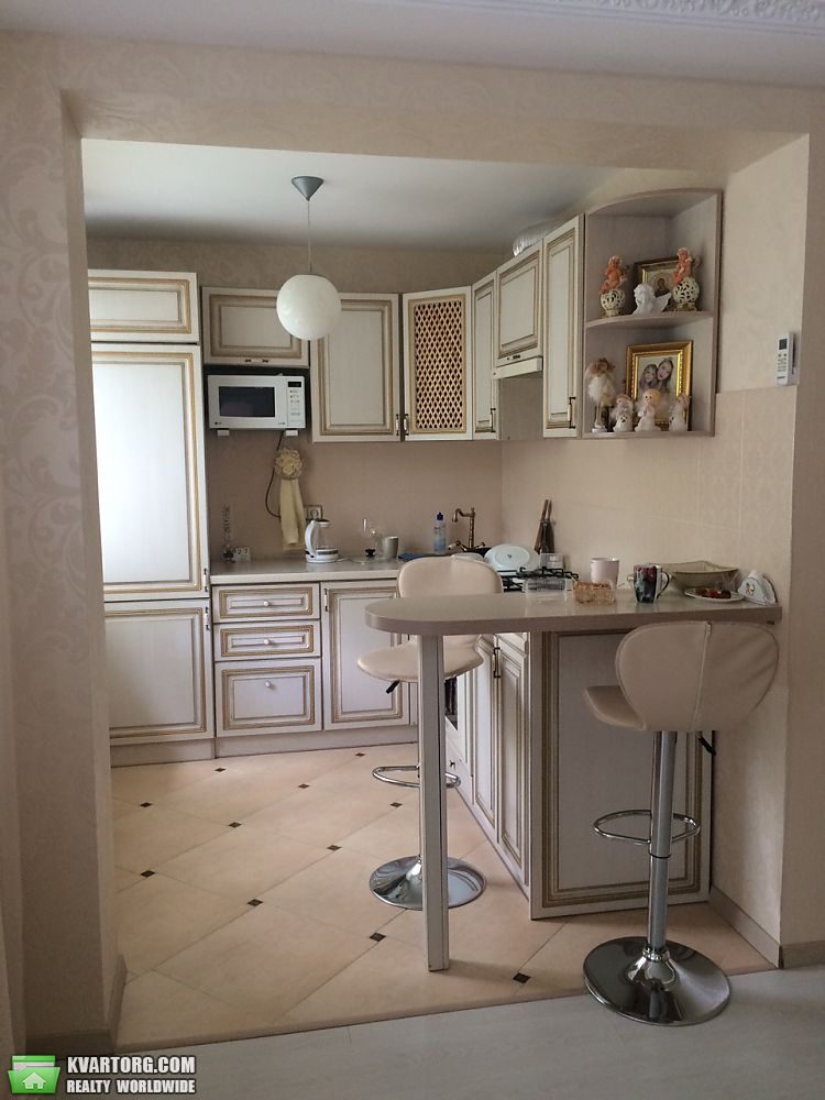 Rent out 3-room apartment. Днепропетровск, Кирова — photo 2