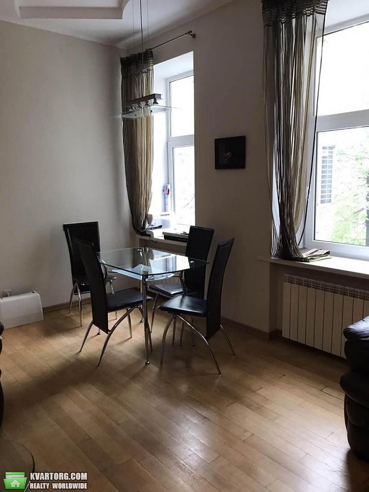 Rent out 3-room apartment. Киев,  Лютеранская — photo 5