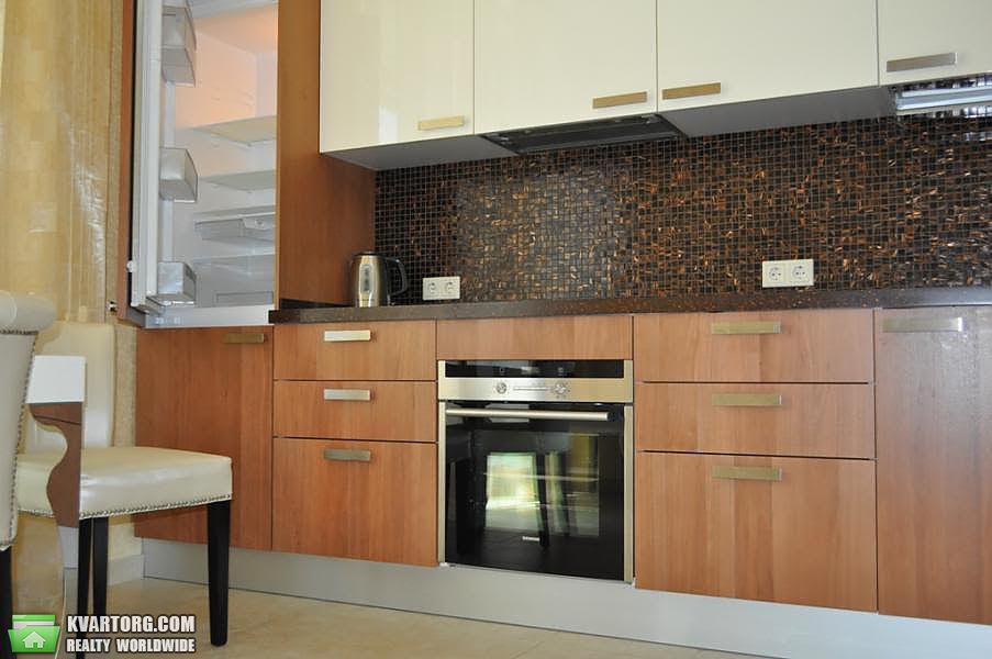 Rent out 2-room apartment. Киев,  Драгомирова — photo 1