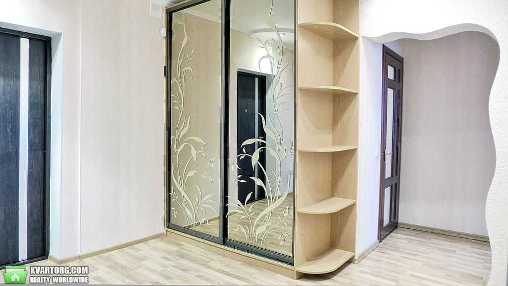 Rent out 2-room apartment. Киев,  Феодосийский пер — photo 8