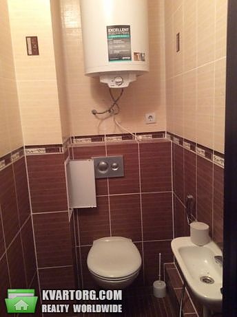 Rent out 2-room apartment. Киев,  Феодосийская — photo 7