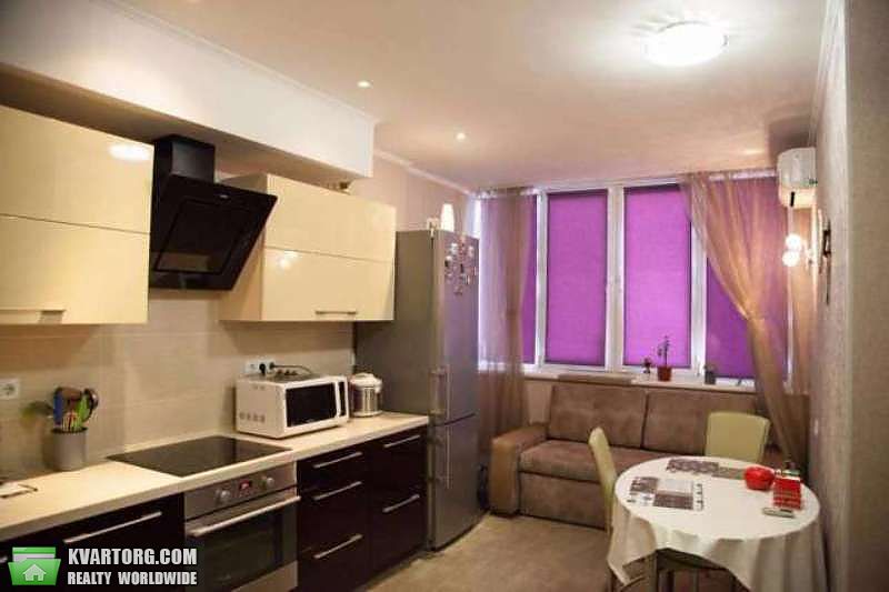 Sell 2-room apartment. Киев,  Вышгородская — photo 7