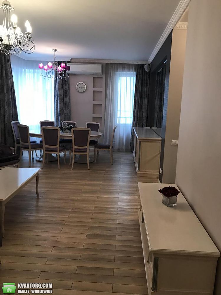 Rent out 3-room apartment. Киев,  Руданского — photo 4