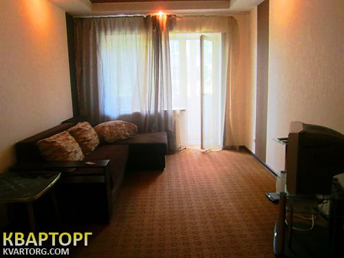 Rent out 2-room apartment. Киев,  Овручская — photo 4