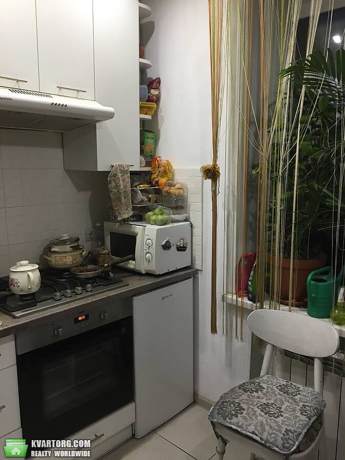 Sell 2-room apartment. Киев,  Строителей — photo 1