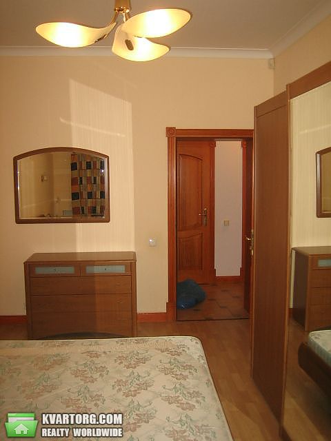 Rent out 3-room apartment. Киев, Питерская — photo 3