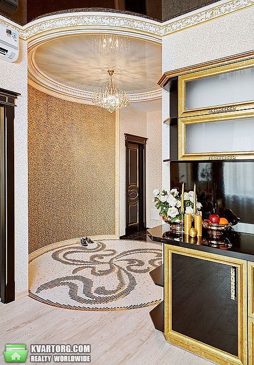 Rent out 2-room apartment. Киев,  Днепровская наб — photo 8