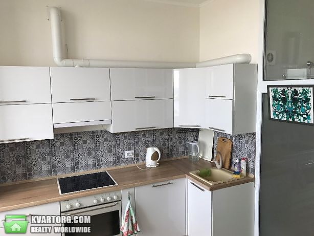 Rent out 1-room apartment. Киев,  Урловская — photo 5