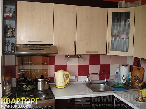Sell 3-room apartment. Киев,  Приречная — photo 8