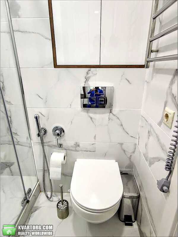 Rent out 1-room apartment. Киев, Набережно Рыбальская — photo 10