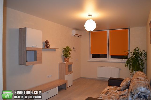 Rent out 1-room apartment. Киев, Крушельницкая — photo 5