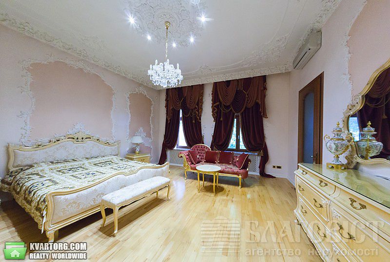 Sell 5-room apartment. Киев,  Воровского — photo 3