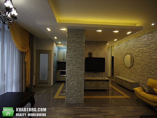 Rent out 2-room apartment. Днепропетровск,  Кирова — photo 3