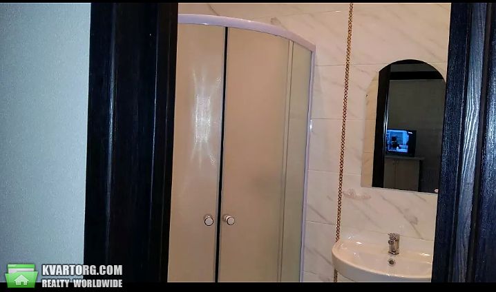 Rent out 2-room apartment. Киев,  Гмыри — photo 9