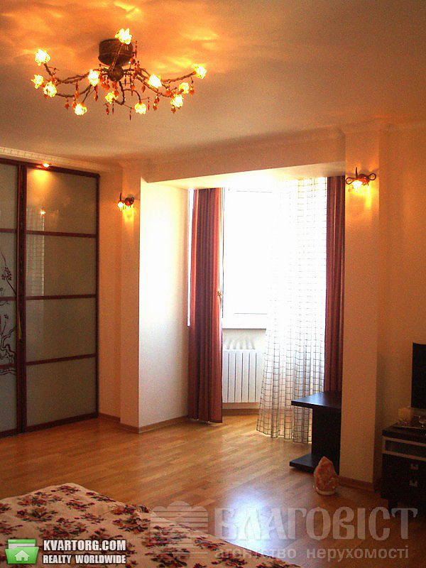 Sell 4-room apartment. Киев,  Луначарского — photo 5