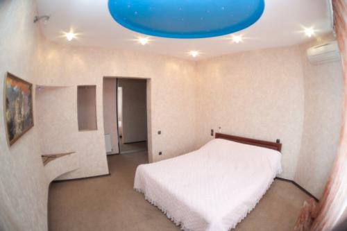 Rent out house. Одесса, Художника Фёдорова, 9 — photo 1