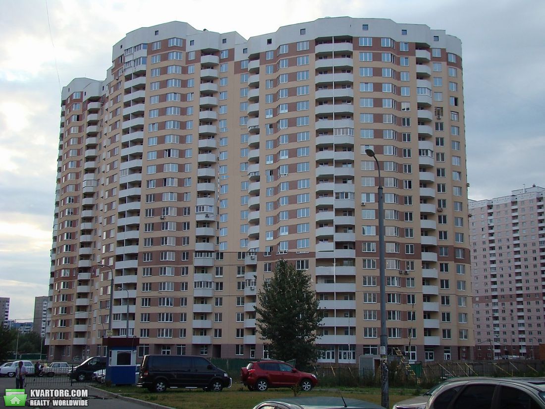 Sell 3-room apartment. Киев,  Пчелки — photo 1