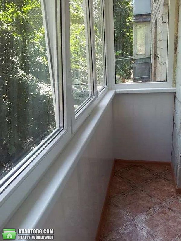 Sell 1-room apartment. Киев, Соборності — photo 1